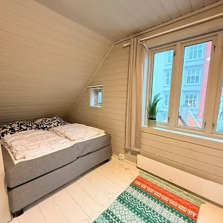 Historic Charm In Bergens Heart Appartamento *