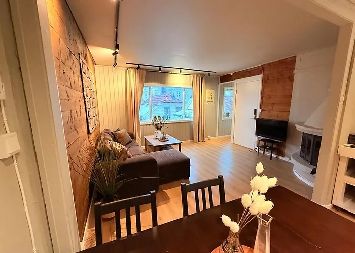 Historic Charm In Bergens Heart * 卑爾根